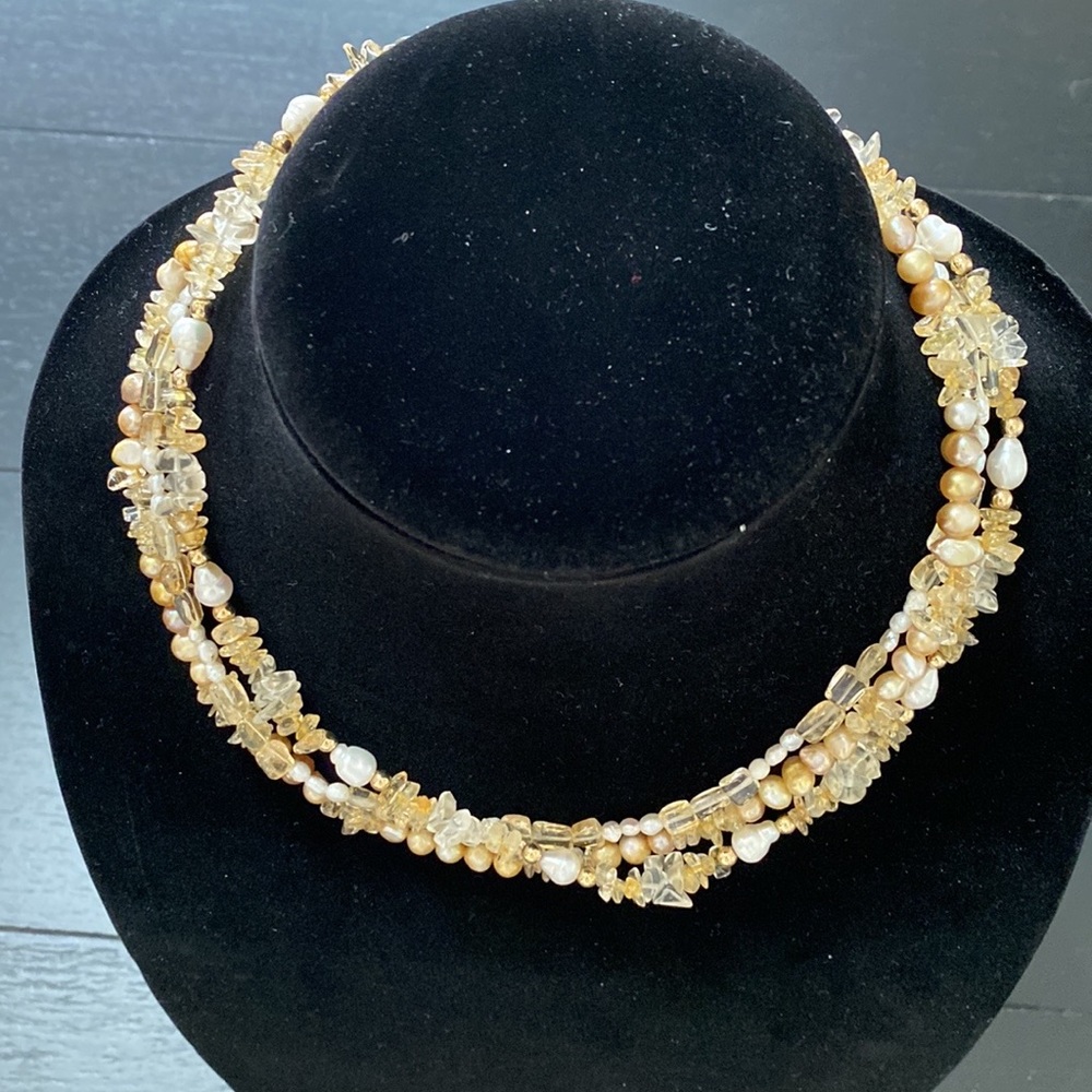 Custom made necklace. Yellow beads and pearls costume jewelry.